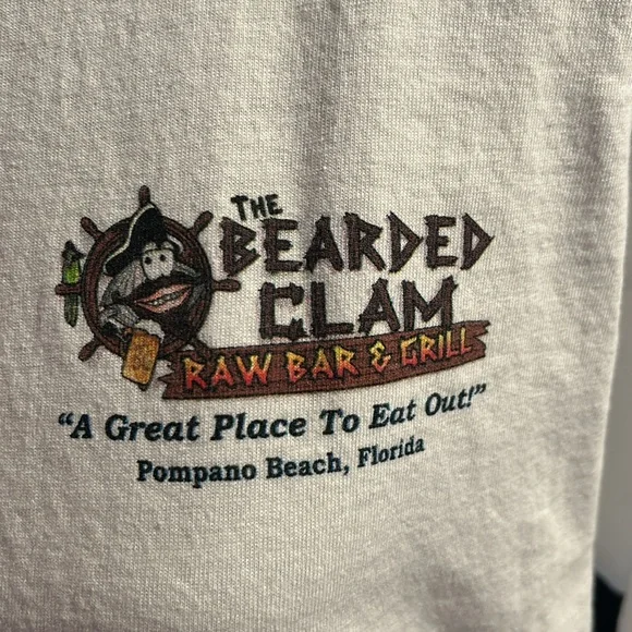 Bearded Clam Tee - Picture 5 of 7